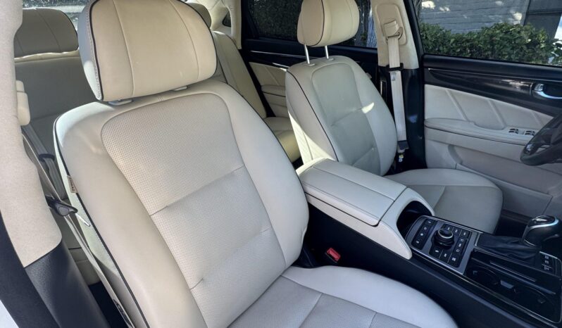 
								2016 Hyundai Equus Signature full									