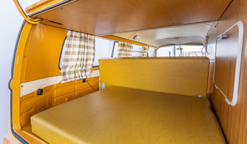 
								1972 Volkswagen Type 2 Westfalia full									