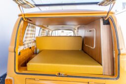 
										1972 Volkswagen Type 2 Westfalia full									