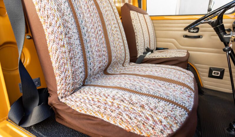 
								1972 Volkswagen Type 2 Westfalia full									