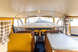 
										1972 Volkswagen Type 2 Westfalia full									