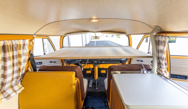 
								1972 Volkswagen Type 2 Westfalia full									