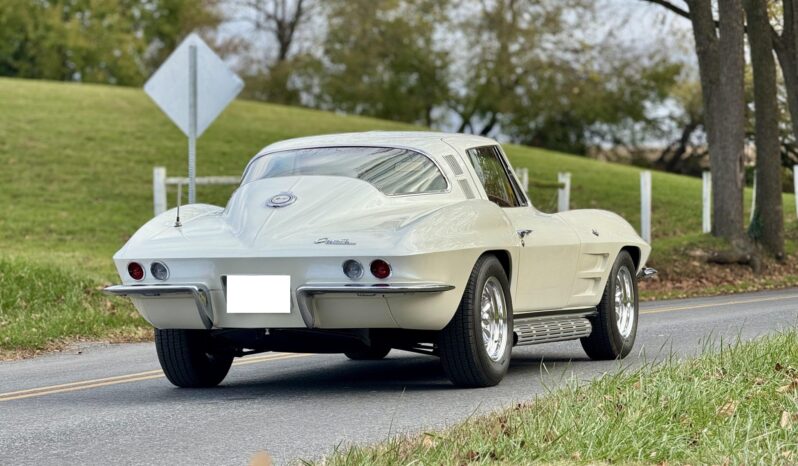 
								1964 Chevrolet Corvette Coupe 4-Speed full									