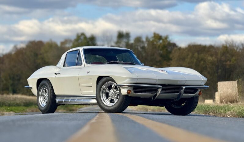 
								1964 Chevrolet Corvette Coupe 4-Speed full									