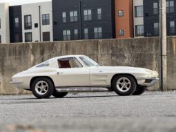 
										1964 Chevrolet Corvette Coupe 4-Speed full									