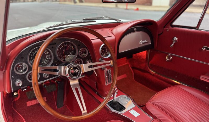 
								1964 Chevrolet Corvette Coupe 4-Speed full									