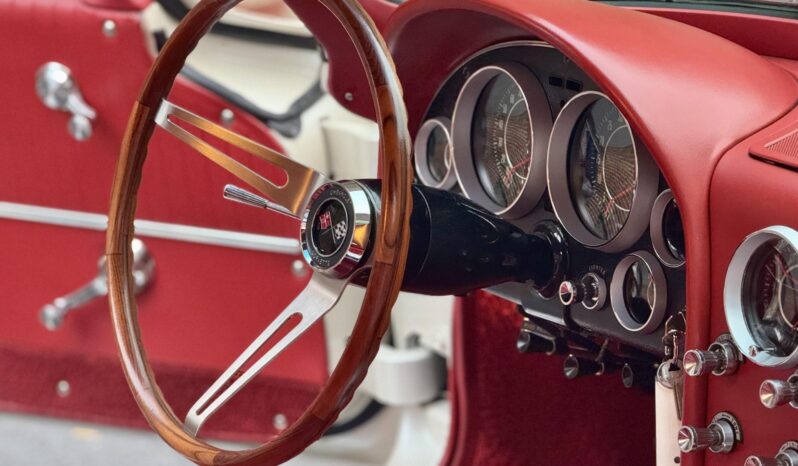 
								1964 Chevrolet Corvette Coupe 4-Speed full									