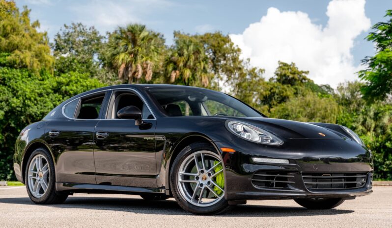 
								2014 Porsche Panamera S E-Hybrid full									