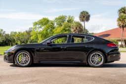 
										2014 Porsche Panamera S E-Hybrid full									
