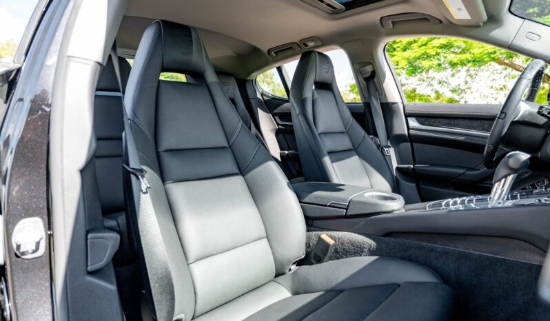 
								2014 Porsche Panamera S E-Hybrid full									