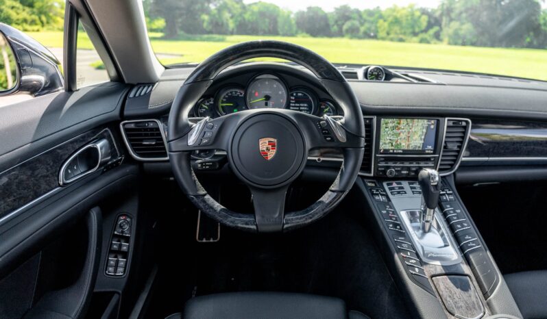 
								2014 Porsche Panamera S E-Hybrid full									