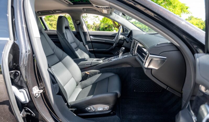 
								2014 Porsche Panamera S E-Hybrid full									