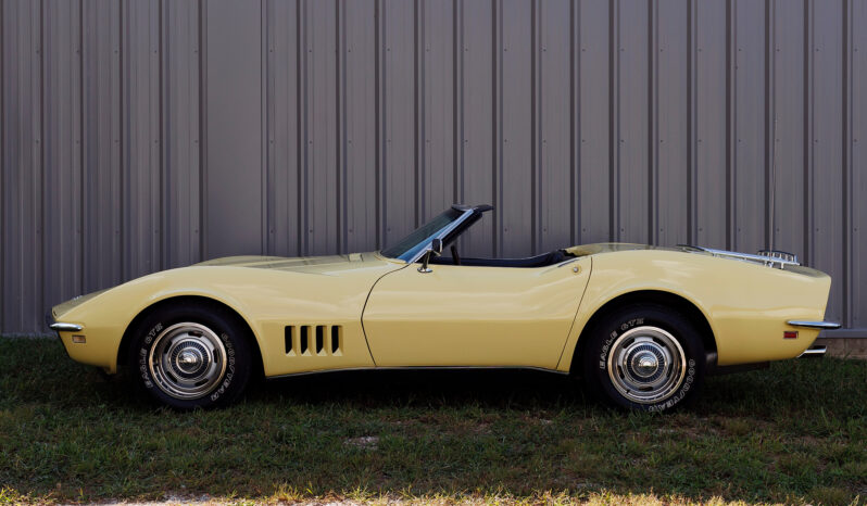 1968 Chevrolet Corvette Convertible 4-Speed 1
