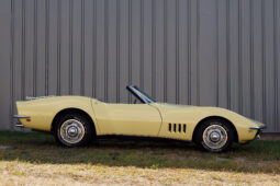 
										1968 Chevrolet Corvette Convertible 4-Speed full									