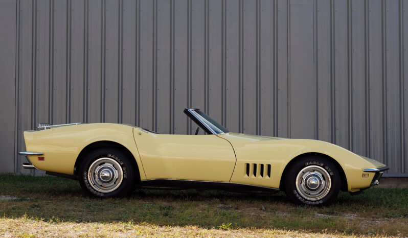 
								1968 Chevrolet Corvette Convertible 4-Speed full									
