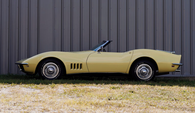 
								1968 Chevrolet Corvette Convertible 4-Speed full									