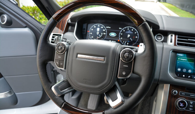 								2017 Land Rover Range Rover SVAutobiography LWB full									