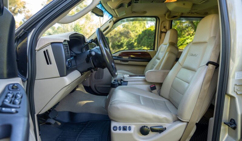 								2005 Ford Excursion Limited Power Stroke 4×4 full									