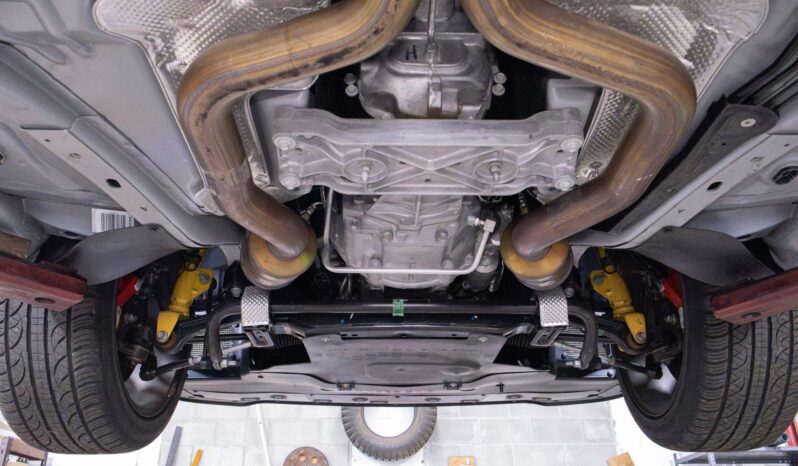 								2015 Dodge Challenger SRT Hellcat 6-Speed full									