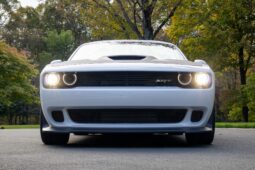										2015 Dodge Challenger SRT Hellcat 6-Speed full									