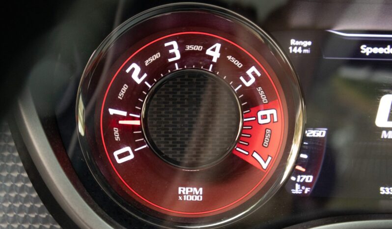 								2015 Dodge Challenger SRT Hellcat 6-Speed full									