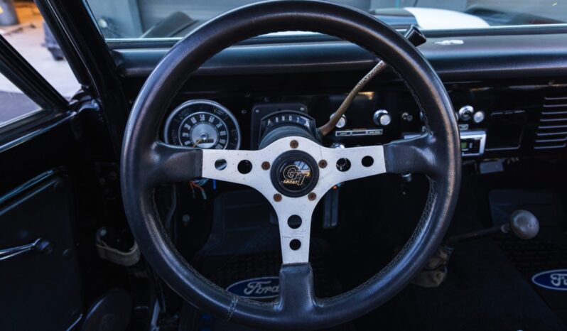 								1977 Ford Bronco 302 full									