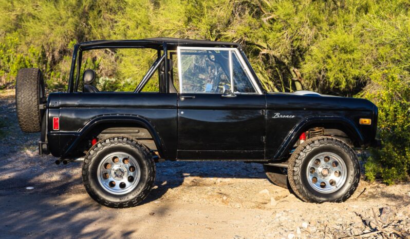 								1977 Ford Bronco 302 full									