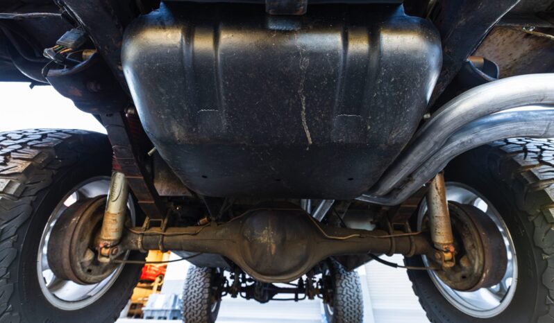 								1977 Ford Bronco 302 full									