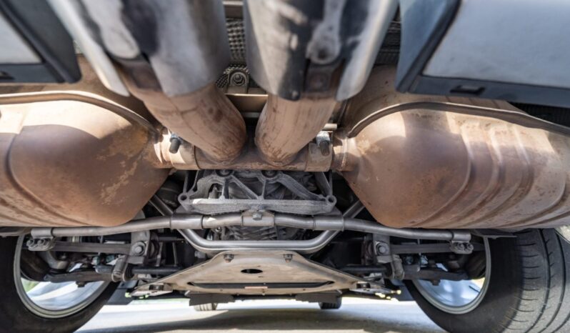 								2011 Porsche Cayman S 6-Speed full									