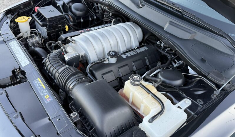 								2006 Dodge Magnum SRT8 full									