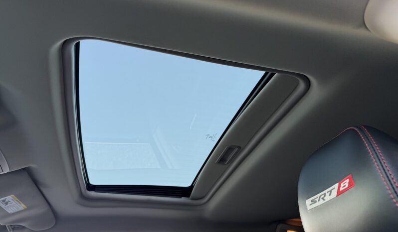 								2006 Dodge Magnum SRT8 full									