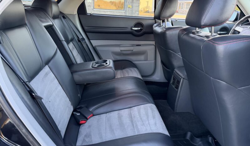 								2006 Dodge Magnum SRT8 full									