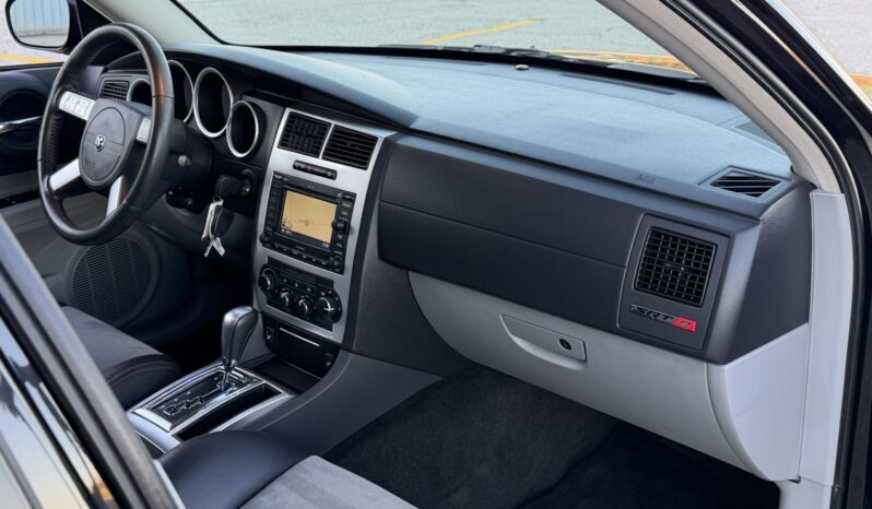 								2006 Dodge Magnum SRT8 full									