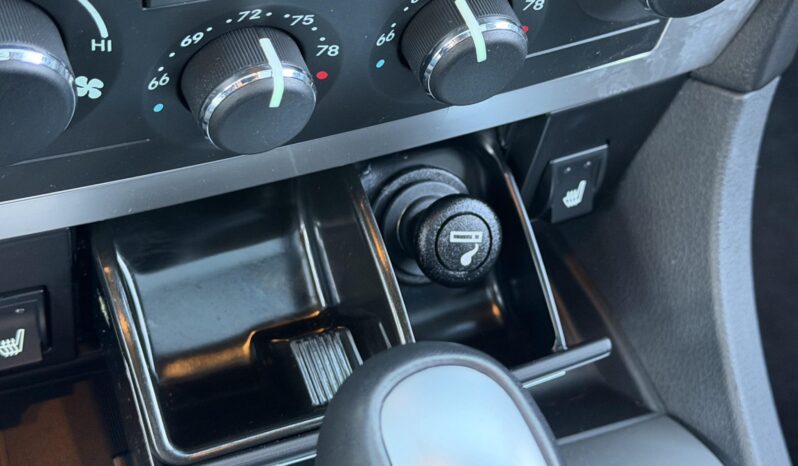 								2006 Dodge Magnum SRT8 full									