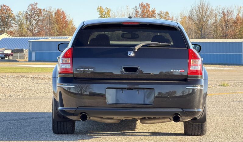 								2006 Dodge Magnum SRT8 full									
