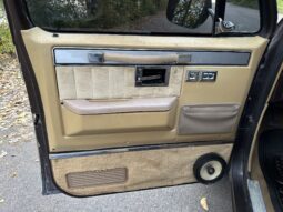 										1986 GMC Jimmy Sierra Classic 4×4 full									