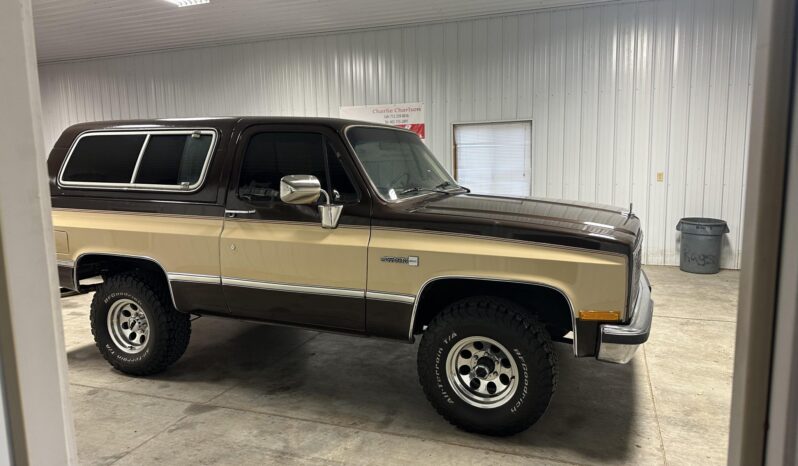 								1986 GMC Jimmy Sierra Classic 4×4 full									