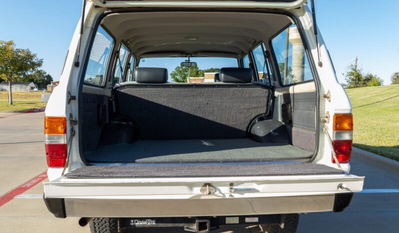 								1990 Toyota Land Cruiser FJ62 full									