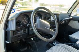 										1990 Toyota Land Cruiser FJ62 full									
