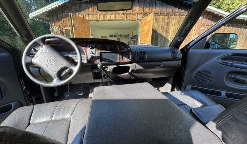 								2001 Dodge Ram 2500HD SLT+ Quad Cab Cummins 4×4 full									