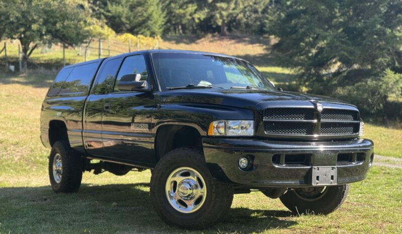 								2001 Dodge Ram 2500HD SLT+ Quad Cab Cummins 4×4 full									