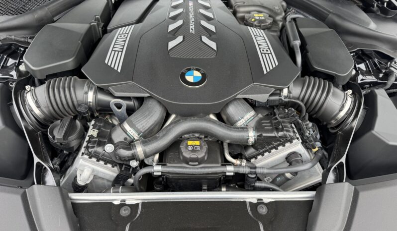 								2020 BMW M550i xDrive full									