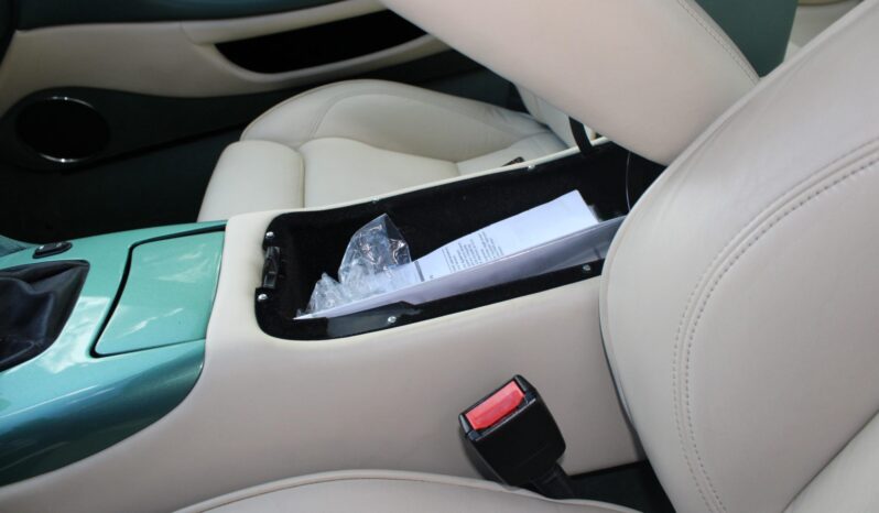 								2000 Aston Martin DB7 V12 Vantage Coupe full									