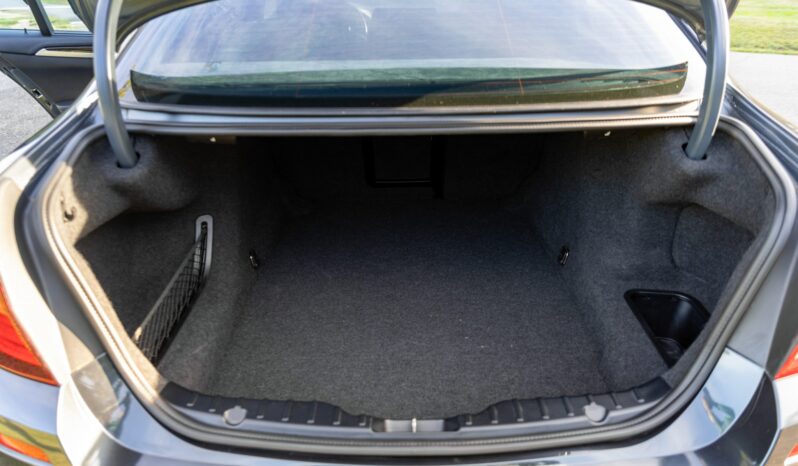 								2013 BMW M5 6-Speed full									