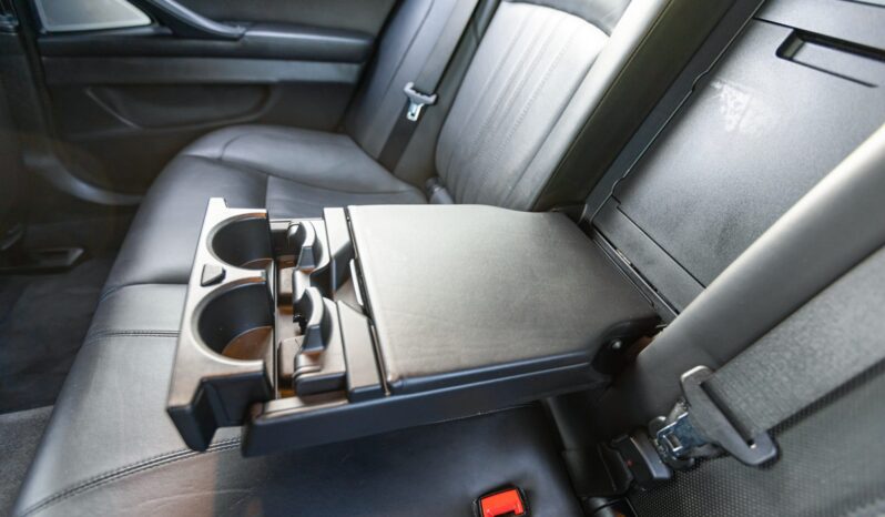 								2013 BMW M5 6-Speed full									