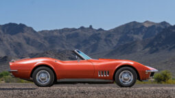 										1968 Chevrolet Corvette Convertible 427 4-Speed full									