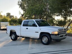 										2001 Dodge Ram 2500HD Quad Cab Cummins full									