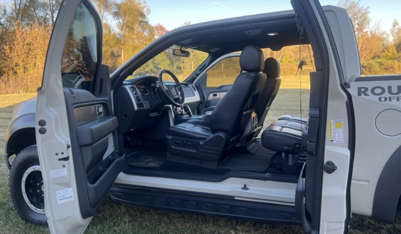 								2014 Ford F-150 SVT Raptor SuperCab full									