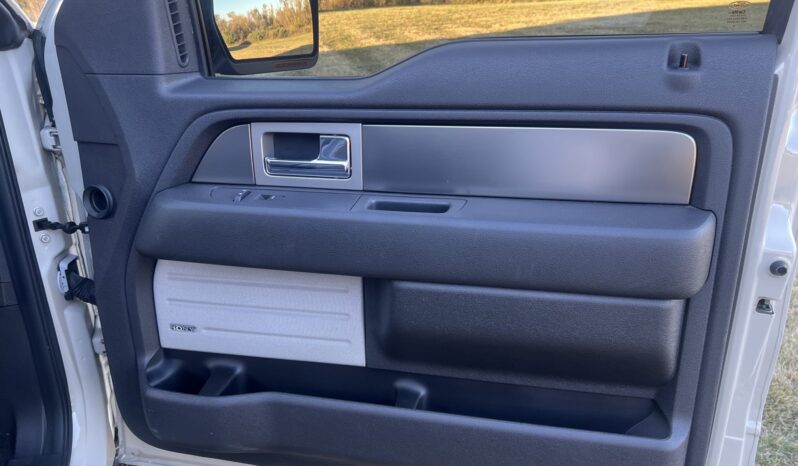 								2014 Ford F-150 SVT Raptor SuperCab full									