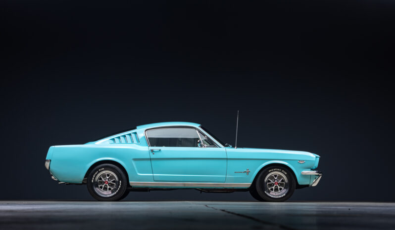 								1965 Ford Mustang Fastback K-Code 289 full									